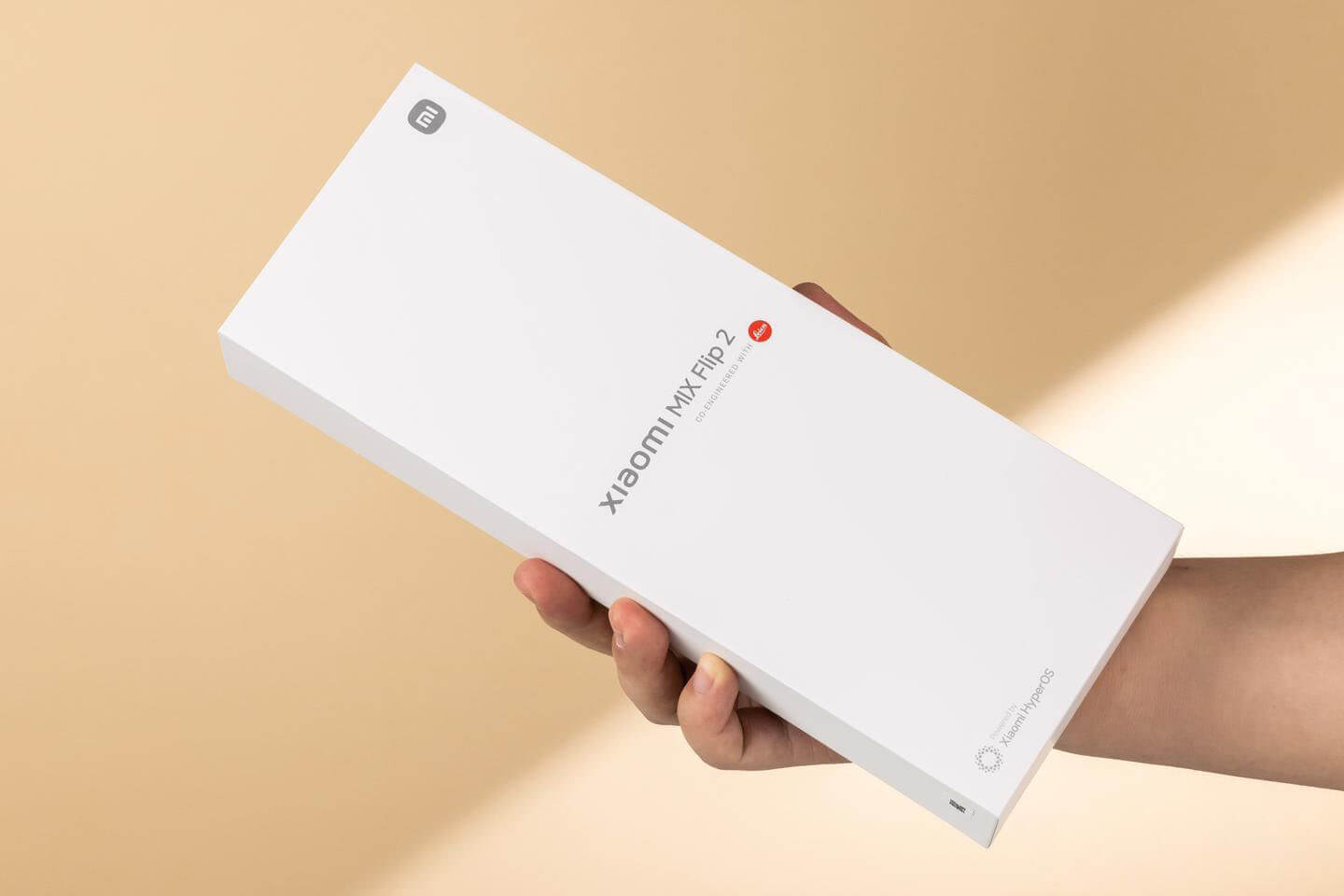XiaomiMIX Flip 22 Rucas Xiaomi MIX Flip 2 Review A Compact Powerhouse Redefining Small Foldables