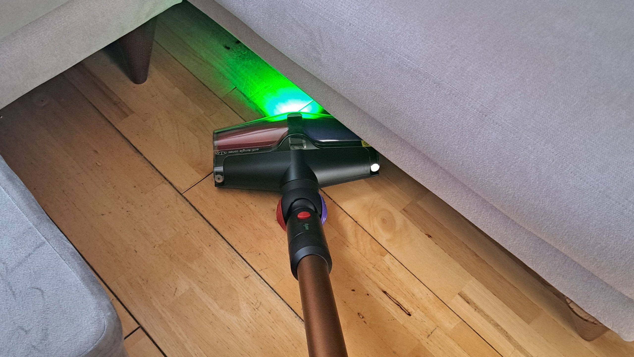 UmFxzcujvNGSmBVVCS77RQ Rucas Dyson V16 Piston Animal Cordless Vacuum Cleaner Review Tangle Free and Powerful