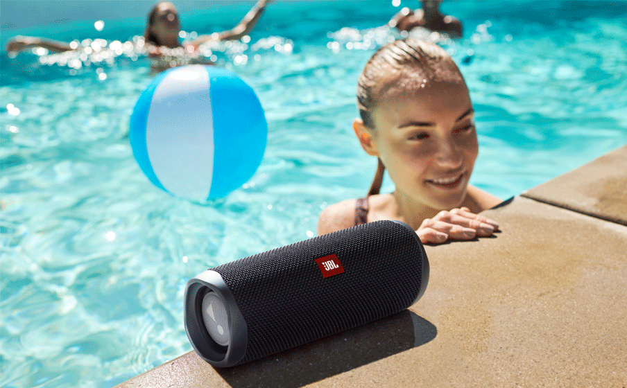 Make a splash with IPX7 waterproof design