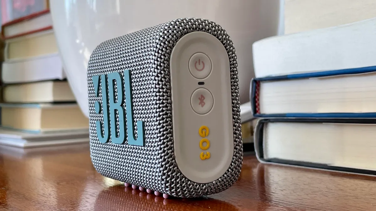 JBL GO3 Bluetooth Speaker Review Designed for Pop Music